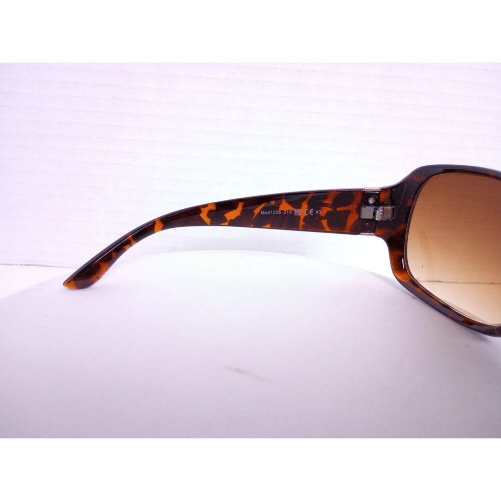 O by OSCAR de la Renta 1206 Womens Tortoise Butterfly Style Sunglasses - Picture 6 of 15